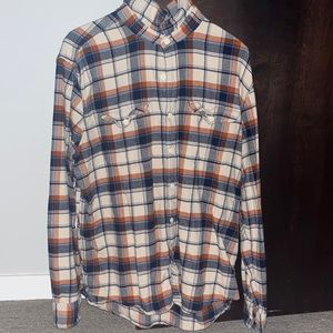 American Eagle Large Plaid Button Down Shirt